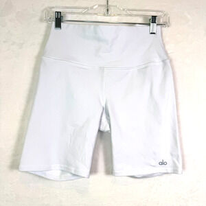 Alo Yoga White High Waist Biker Shorts Size M 7" Inseam Athletic Gym Workout